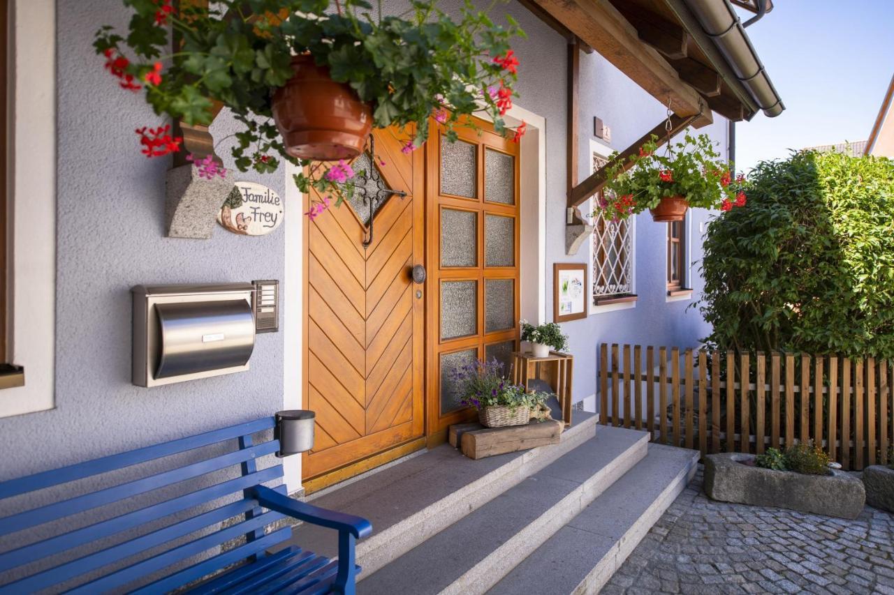 Pension Ferienwohnungen Frey Tannesberg Exterior photo